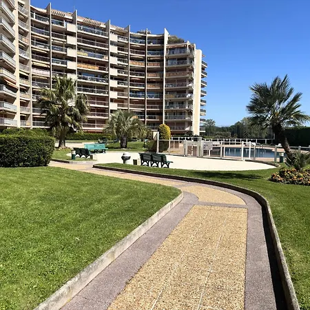 Διαμέρισμα Cosy Avec Jardin Prive , Piscine Et Calme